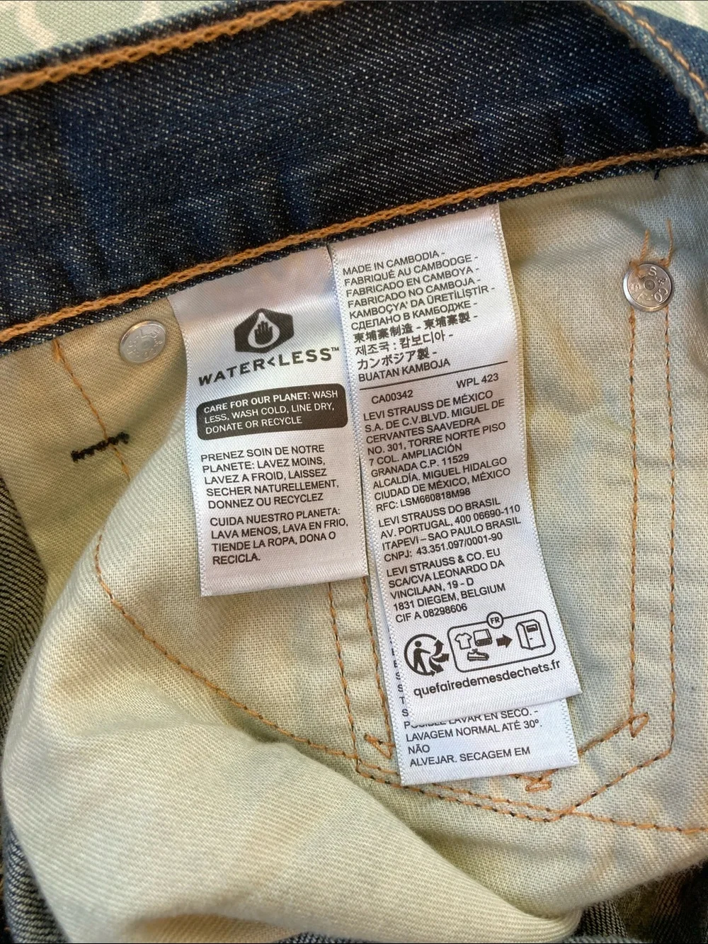 Levis very good